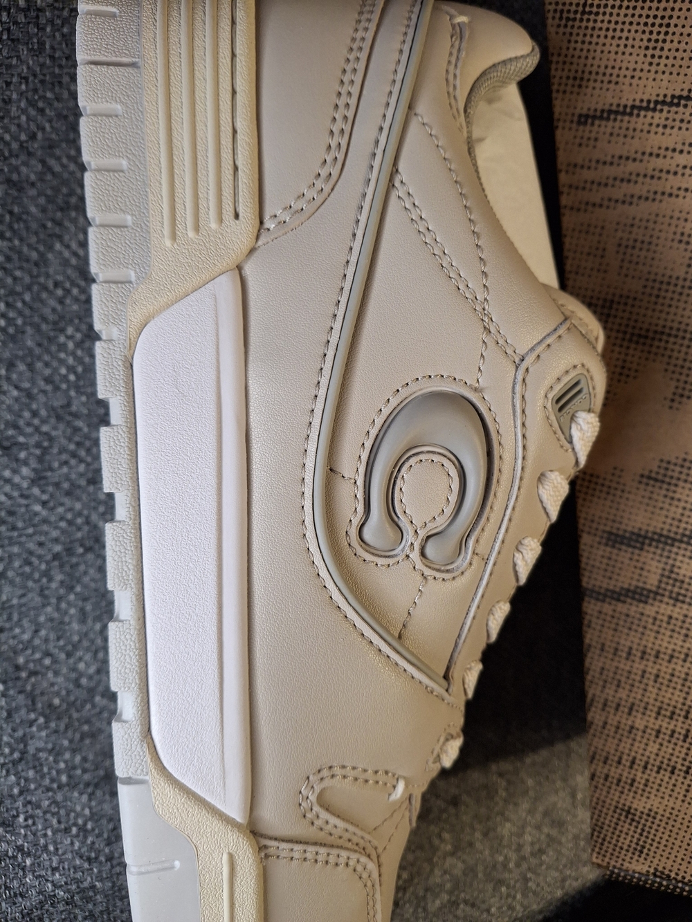 Coach Men’s Leather Low-Top Sneakers in Light Gray - Picture 8 of 8